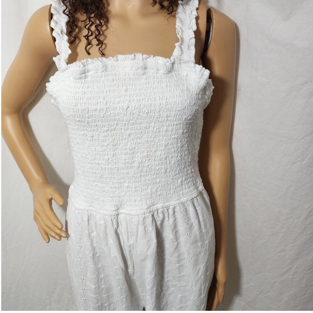 (NWT)White Sleeveless Jumpsuit - Picture 5 of 9